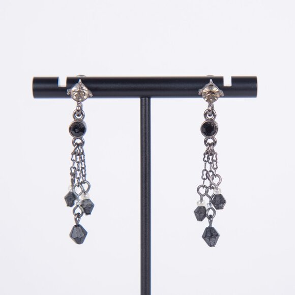 VINTAGE 1980's ART DECO 1940's STYLE RHINESTONE AND BLACK BEAD DROP EARRINGS - Picture 1 of 9